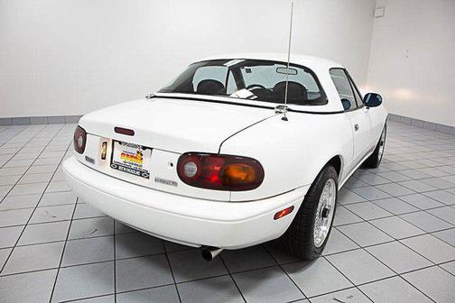 1990 Mazda MX-5 Miata Base
