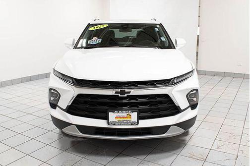 Summit White 2024 Chevrolet Blazer 2LT