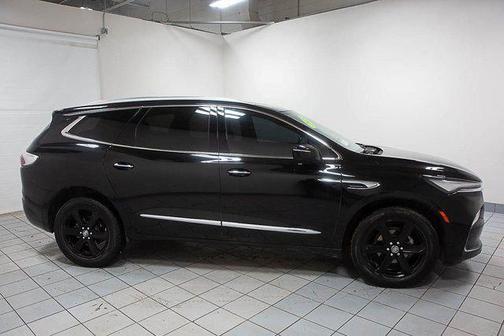 2023 Buick Enclave Essence AWD
