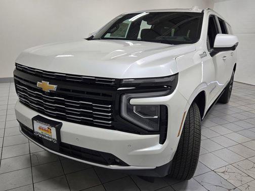 2025 Chevrolet Suburban 4WD High Country