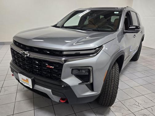 Gray 2027 Chevrolet Traverse AWD Z71