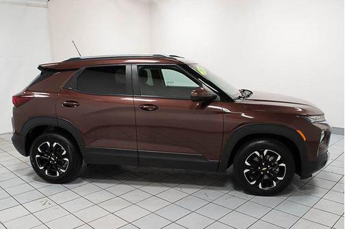 Mahogany Red Metallic 2023 Chevrolet Trailblazer LT