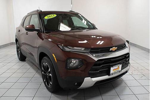 Mahogany Red Metallic 2023 Chevrolet Trailblazer LT