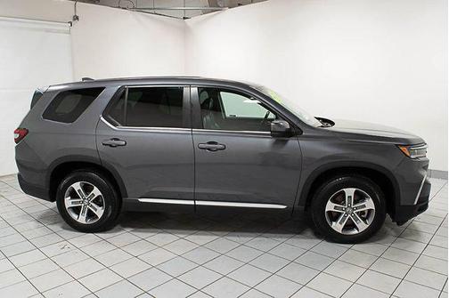 2023 Honda Pilot AWD EX-L 7 Passenger