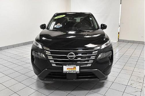 Super Black 2025 Nissan Rogue SV