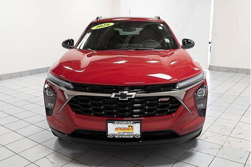 Apex Red 2026 Chevrolet Trax FWD 2RS
