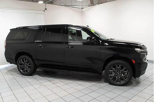 Black 2023 Chevrolet Suburban RST