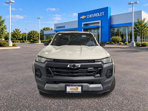 Summit White 2026 Chevrolet Colorado Trail Boss