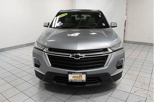 Sterling Gray Metallic 2024 Chevrolet Traverse LS