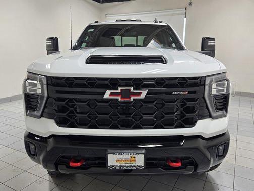 2025 Chevrolet Silverado 2500 4WD Crew Cab Standard Bed ZR2
