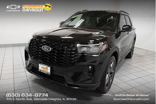 Black Metallic 2025 Ford Explorer ST-Line