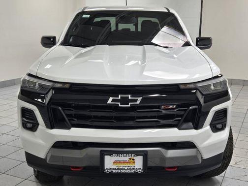 Summit White 2026 Chevrolet Colorado Z71