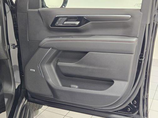 2026 Chevrolet Tahoe 4WD RST