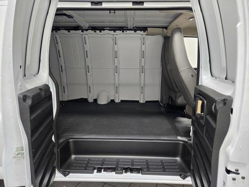 2025 Chevrolet Express 2500 RWD 2500 Extended Wheelbase WT