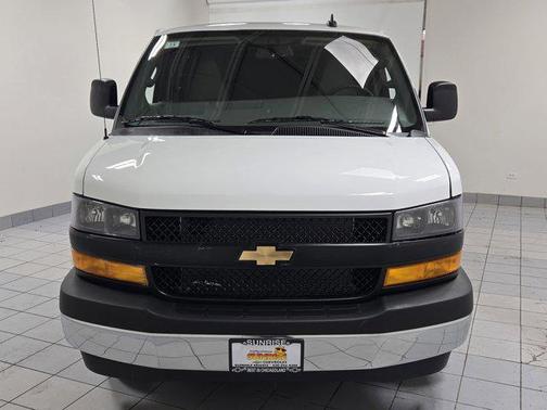2025 Chevrolet Express 2500 RWD 2500 Extended Wheelbase WT
