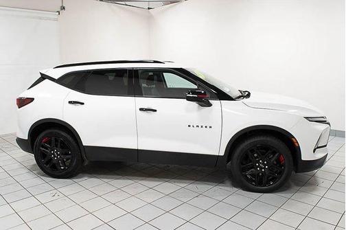 Summit White 2024 Chevrolet Blazer 3LT
