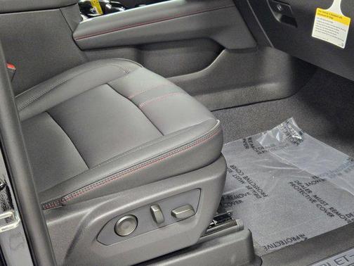2026 Chevrolet Tahoe 4WD RST