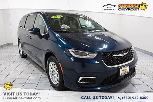 2023 Chrysler Pacifica Touring L