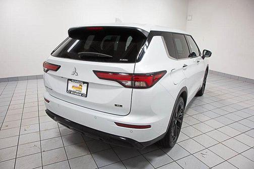 2023 Mitsubishi Outlander SE Black Edition S-AWC