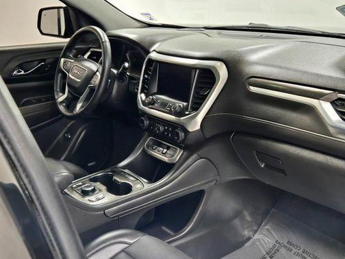 2023 GMC Acadia FWD SLT