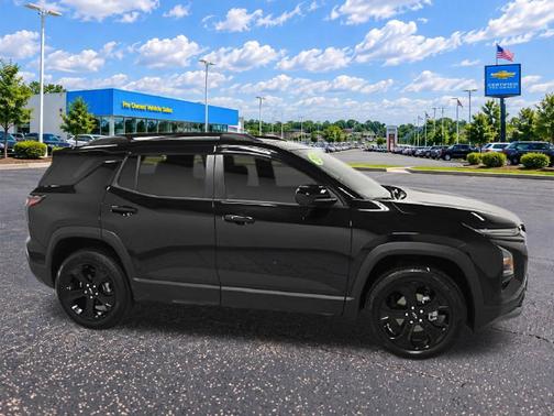 Mosaic Black Metallic 2026 Chevrolet Equinox 1LT