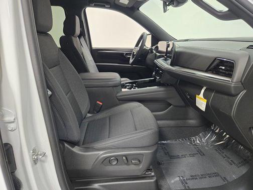 2025 Chevrolet Suburban LS