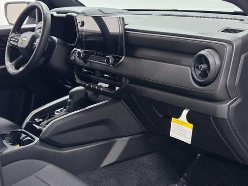 2025 Chevrolet Colorado WT