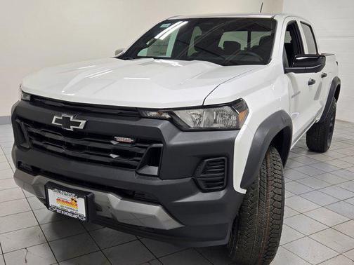 Summit White 2026 Chevrolet Colorado Trail Boss