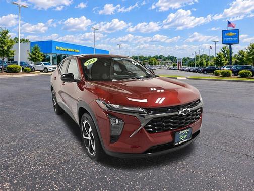 Crimson Metallic 2024 Chevrolet Trax FWD 1RS