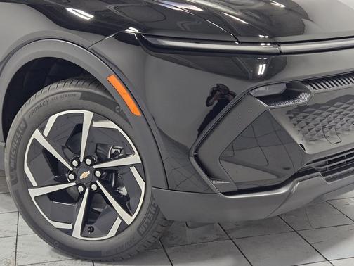 Black 2026 Chevrolet Equinox EV LT