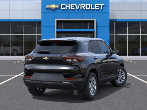 Mosaic Black Metallic 2026 Chevrolet Trailblazer LS