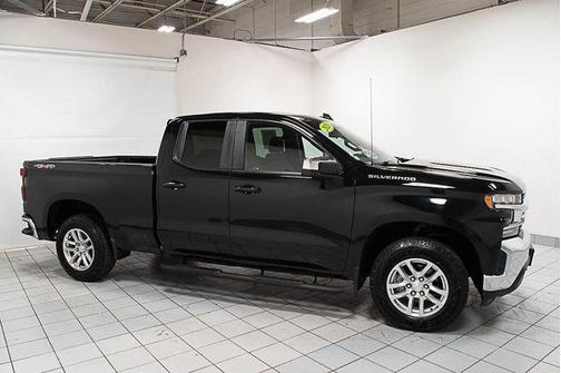 Black 2020 Chevrolet Silverado 1500 LT
