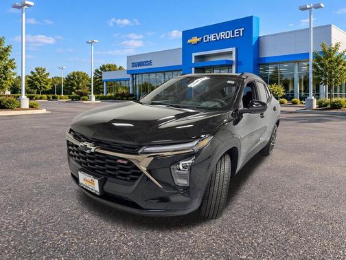 Mosaic Black Metallic 2026 Chevrolet Trax FWD 2RS