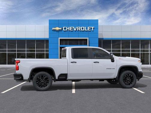 Summit White 2026 Chevrolet Silverado 2500 Custom