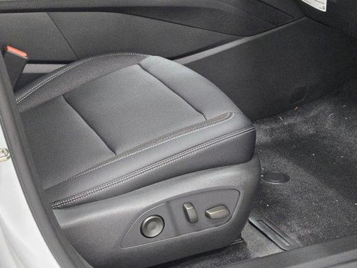 2025 Chevrolet Blazer EV eAWD LT