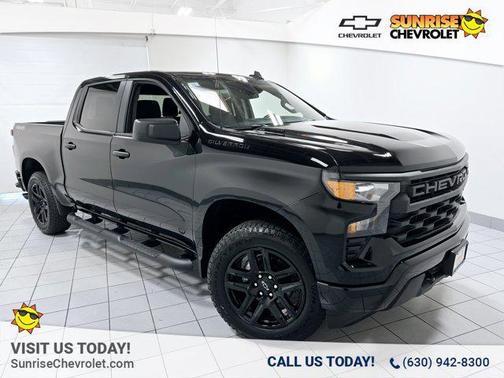 2025 Chevrolet Silverado 1500 Custom