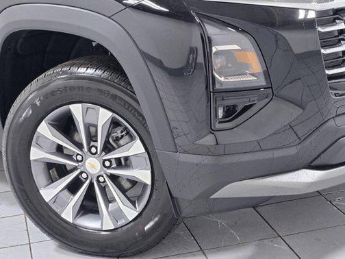 Mosaic Black Metallic 2026 Chevrolet Equinox 1LT
