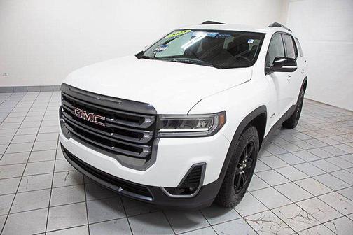 2023 GMC Acadia AWD AT4