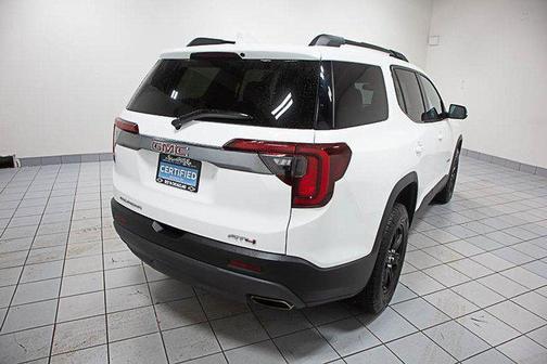 2023 GMC Acadia AWD AT4