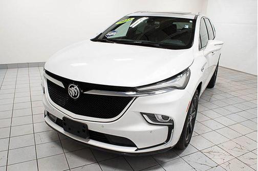 White Frost Tricoat 2023 Buick Enclave Essence AWD