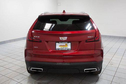 2024 Cadillac XT4 Premium Luxury