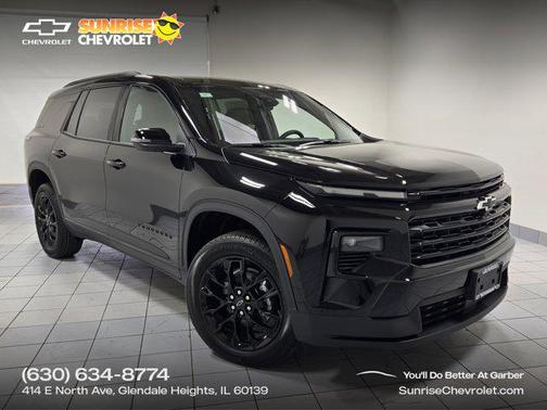 Mosaic Black Metallic 2026 Chevrolet Traverse LT