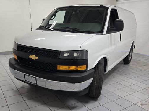 Summit White 2026 Chevrolet Express 2500 Work Van