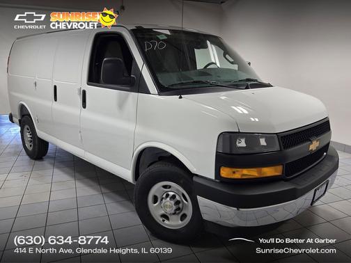 Summit White 2026 Chevrolet Express 2500 Work Van