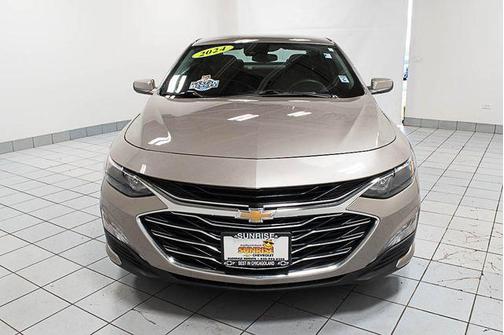 Mineral Gray Metallic 2024 Chevrolet Malibu FWD 1LT