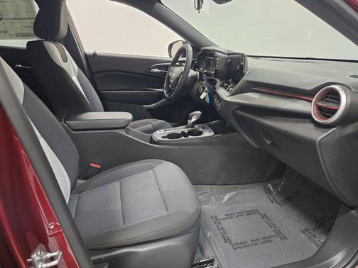 2025 Chevrolet Trax FWD 1RS