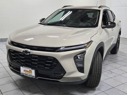 Summit White 2026 Chevrolet Trax FWD ACTIV