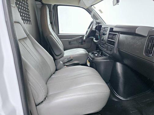 2024 Chevrolet Express 2500 RWD 2500 Regular Wheelbase WT