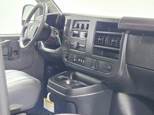 2024 Chevrolet Express 2500 RWD 2500 Regular Wheelbase WT