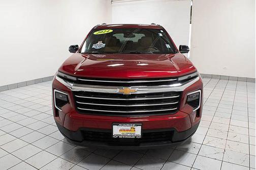 2024 Chevrolet Traverse LT